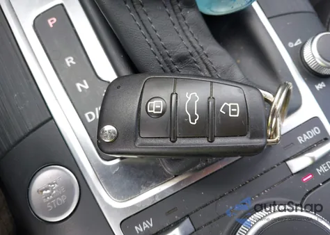 2016 Audi A3 2.0T Premium из США, поврежденный, VIN WAUB8GFFXG1006900